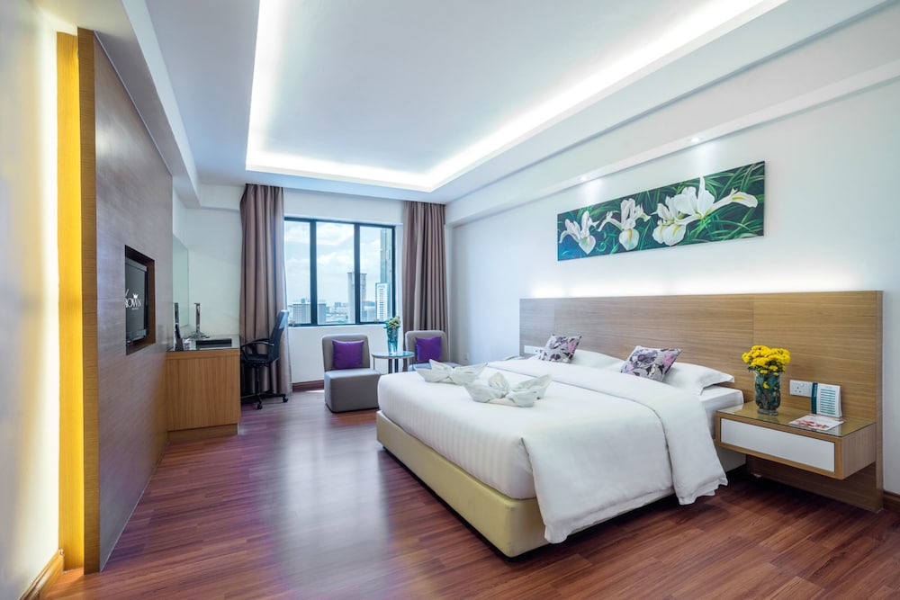 SUPERIOR, KING BED