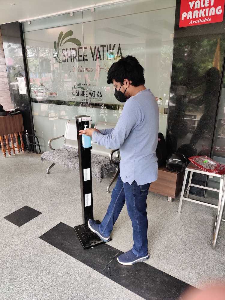 Hotel Shree Vatika 20/27