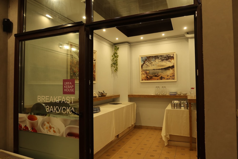 Aris Hotel 26/43