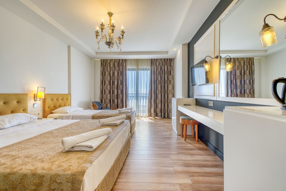 Sey Beach Hotel & Spa 15/50