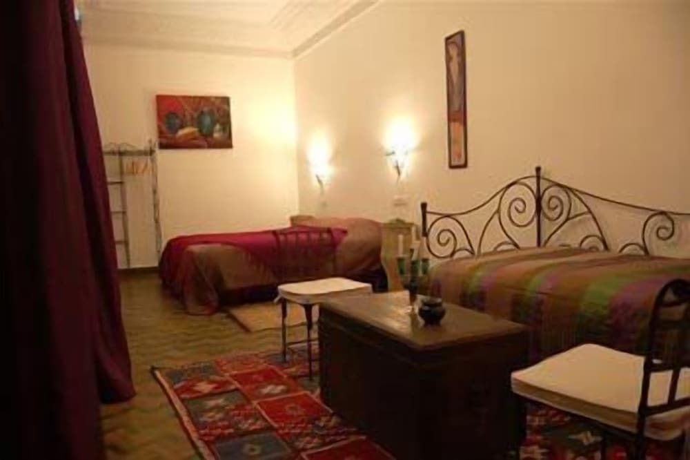 Riad Attarine 22/44