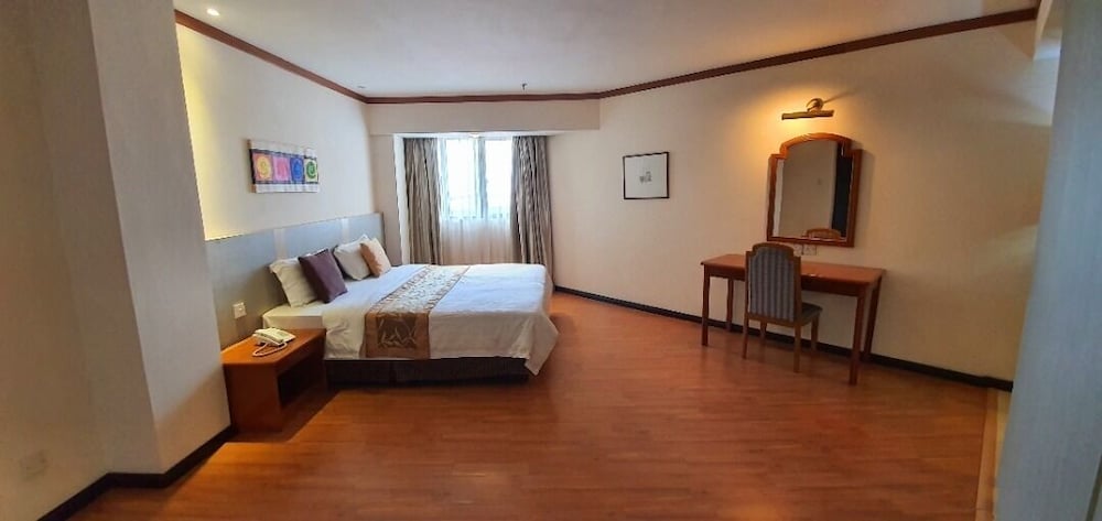 Margherita Plaza Hotel 31/63