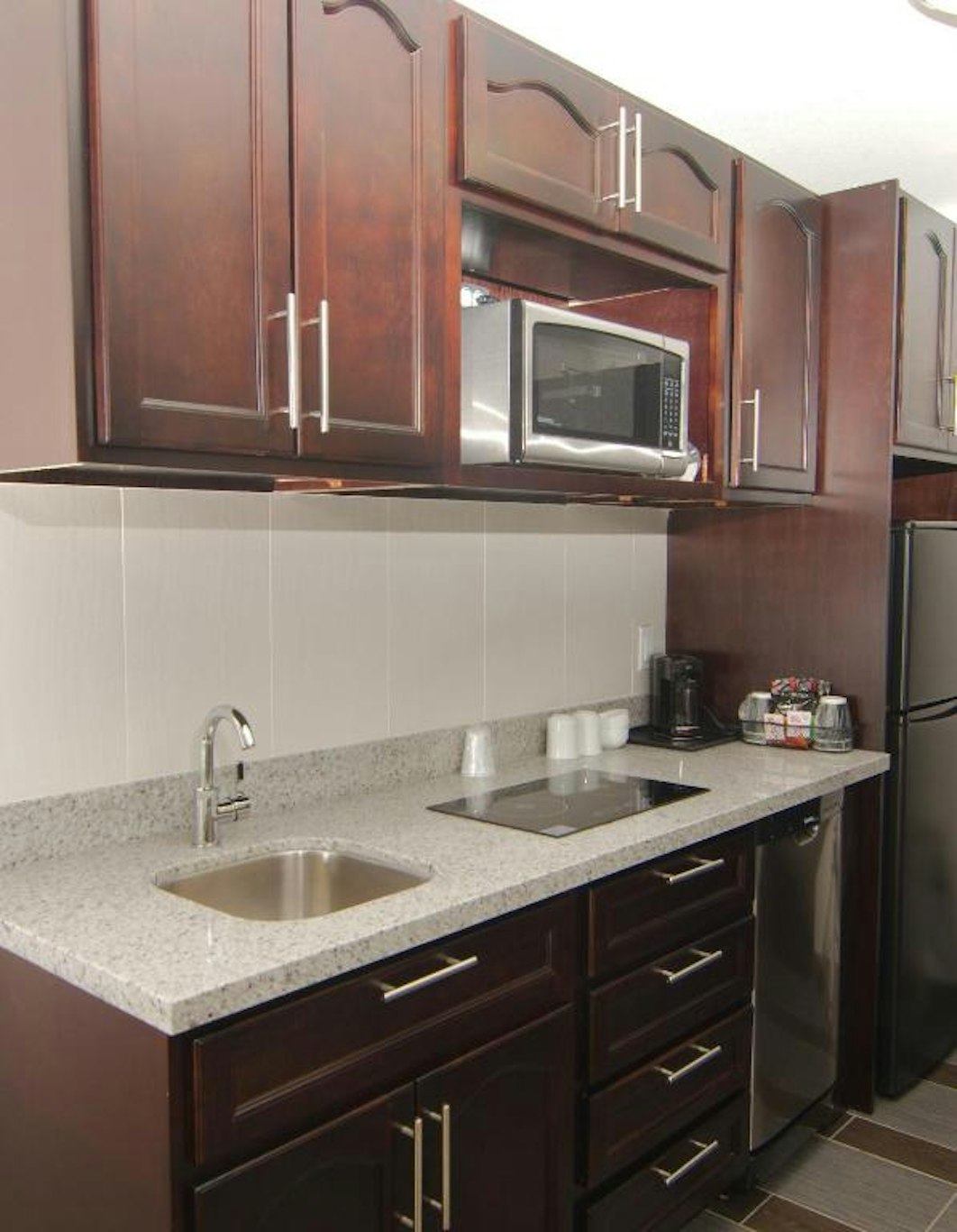 Paradise Inn and Suites Redwater 10/11