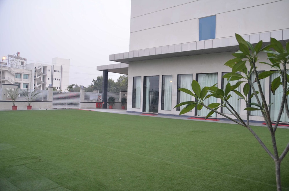 Hotel Marigold Jaipur 37/42