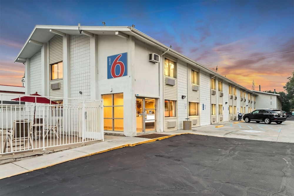 Motel6 Ogden, UT- Downtown