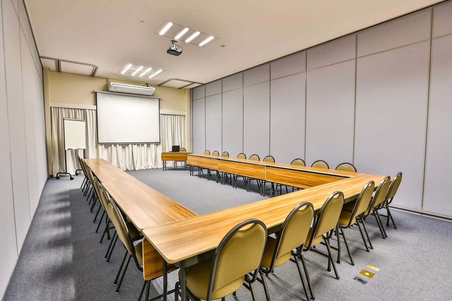 Comfort Hotel Mogi Guacu 39/46