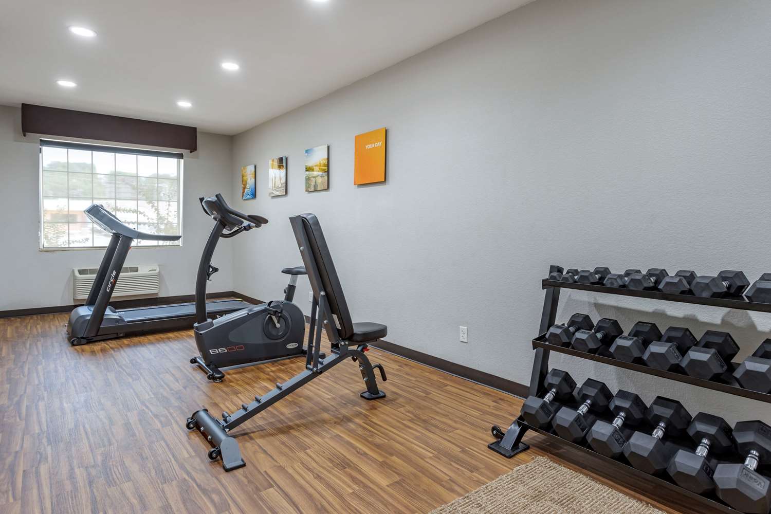 Comfort Inn Suites North Little Rock Jfk Blvd 4/14