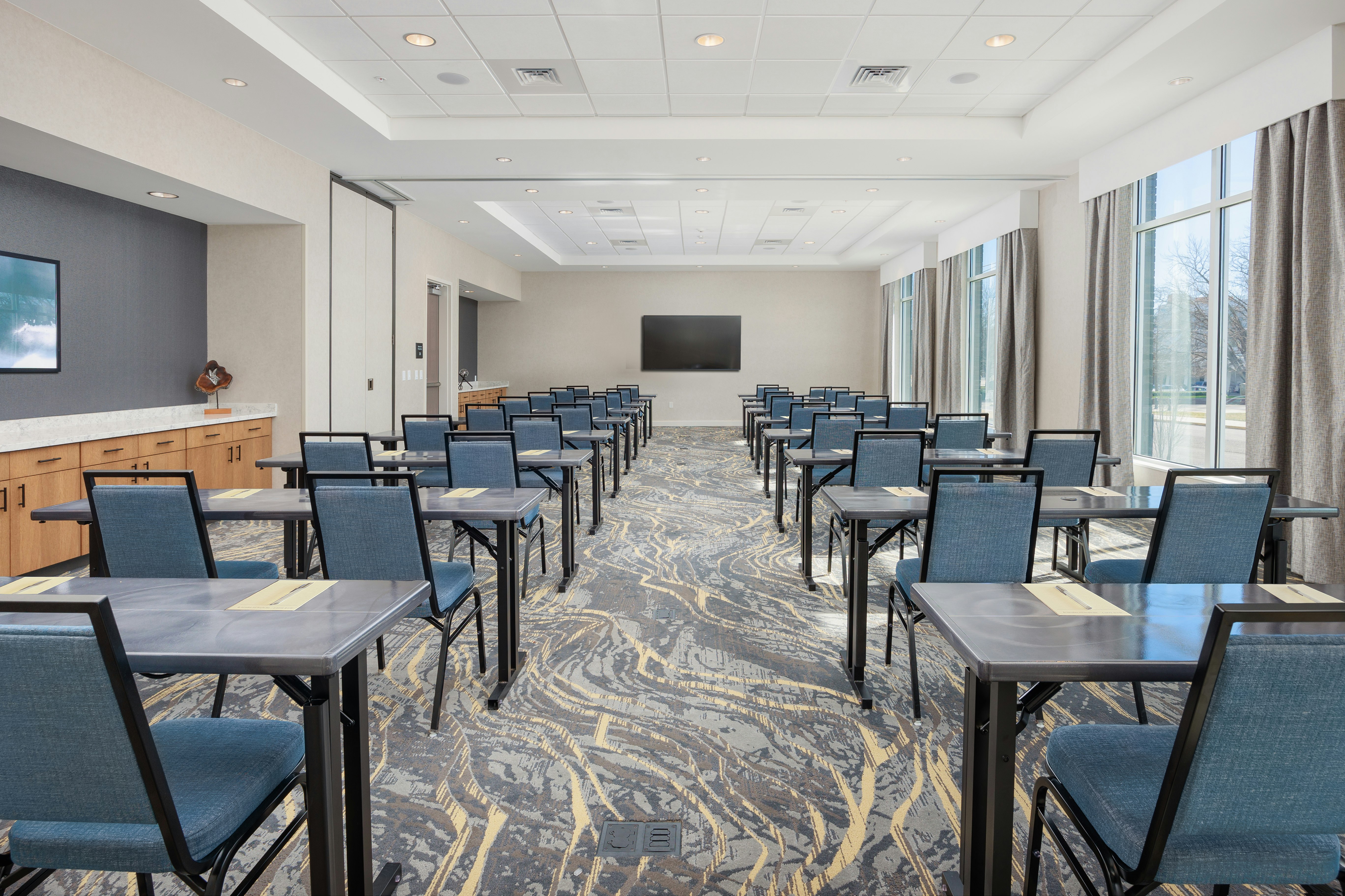 Hampton Inn and Suites Huntsville Downtown 18/21