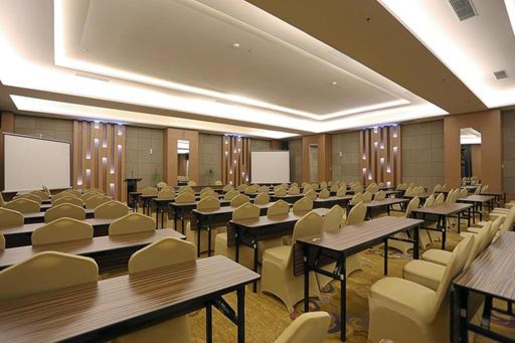 Horison Tasikmalaya 17/22