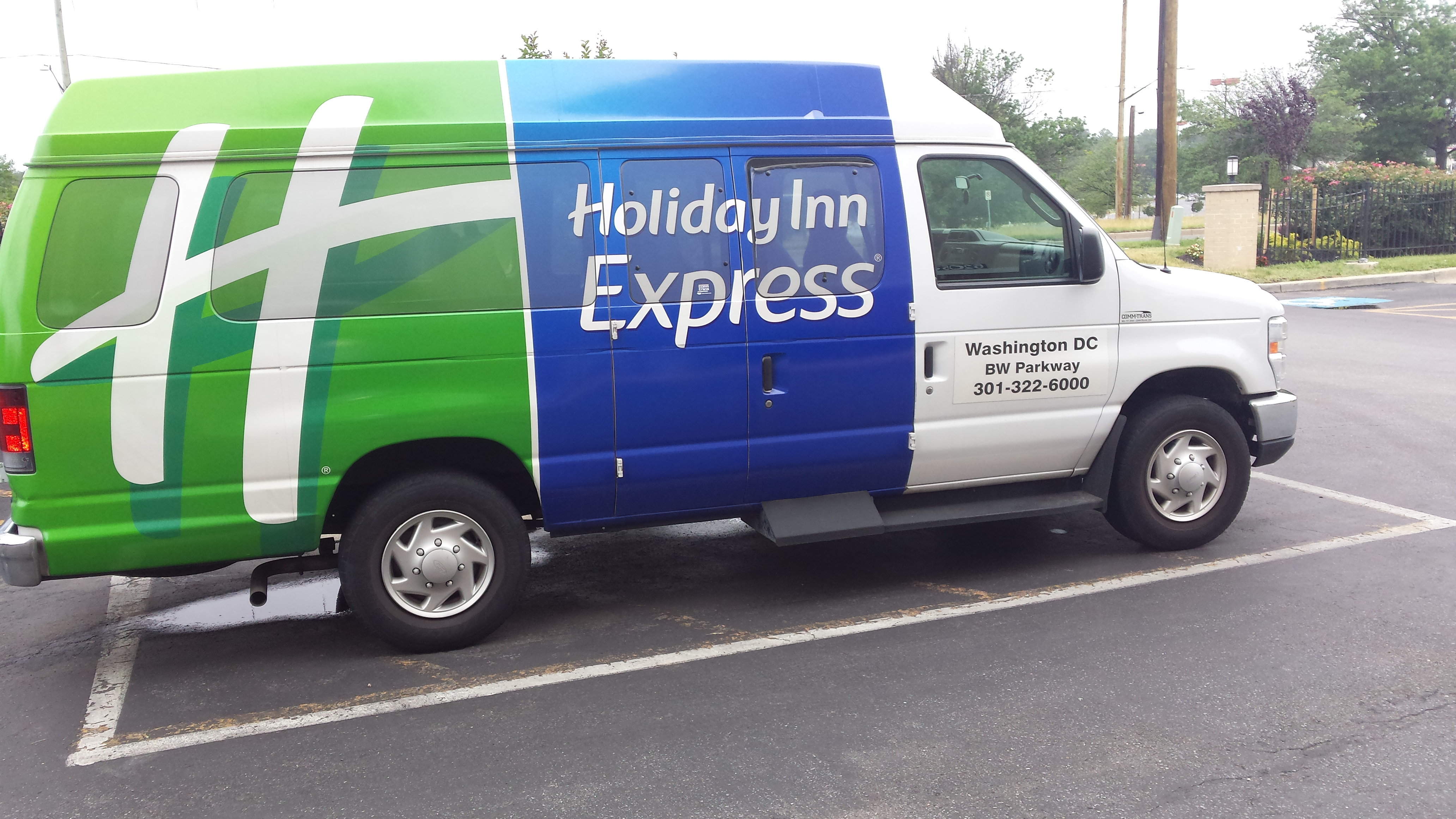 Holiday Inn Express Washington DC-BW Parkway 36/73