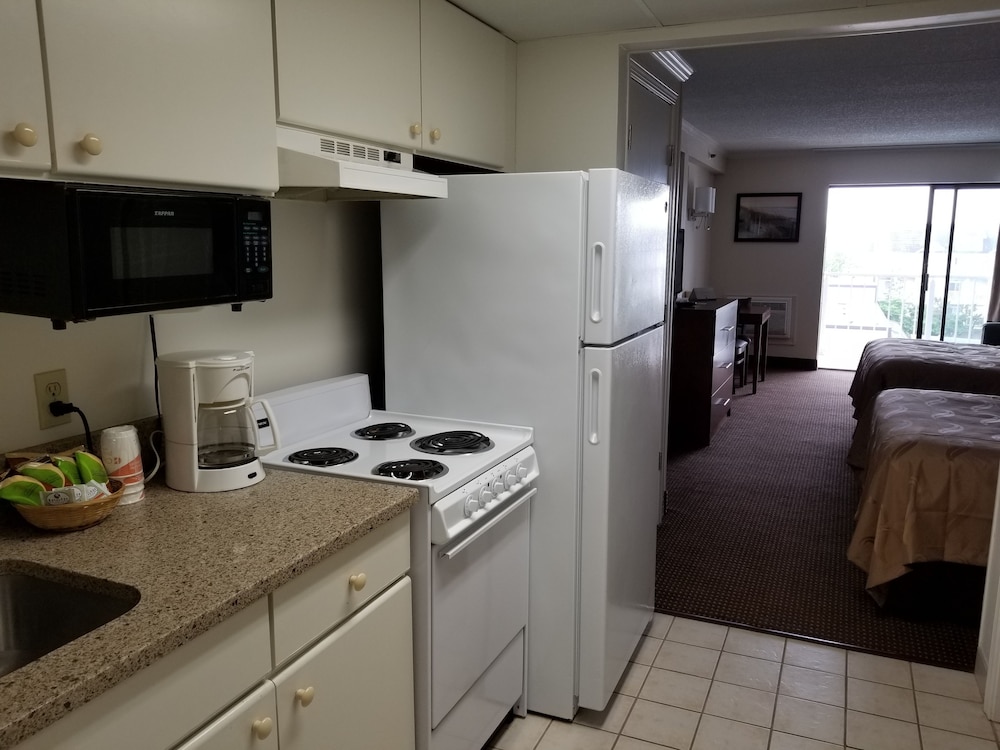 Quality Inn & Suites Ocean City Fenwick 52/52