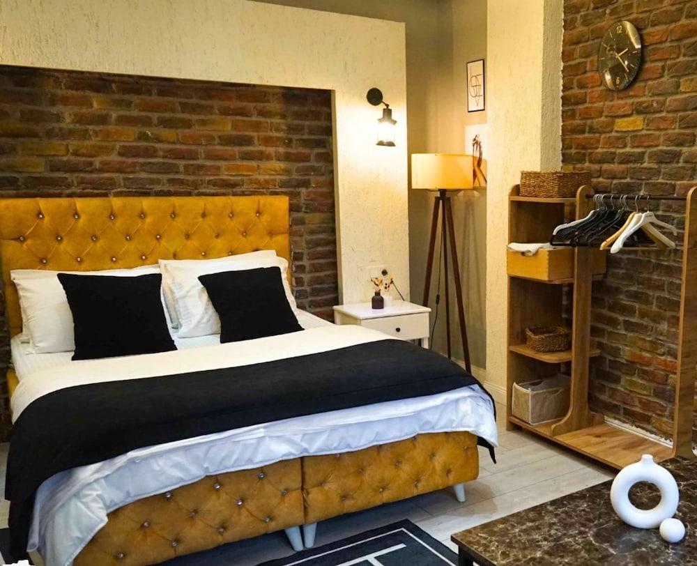Nova Park Hotel and Suite 13/50