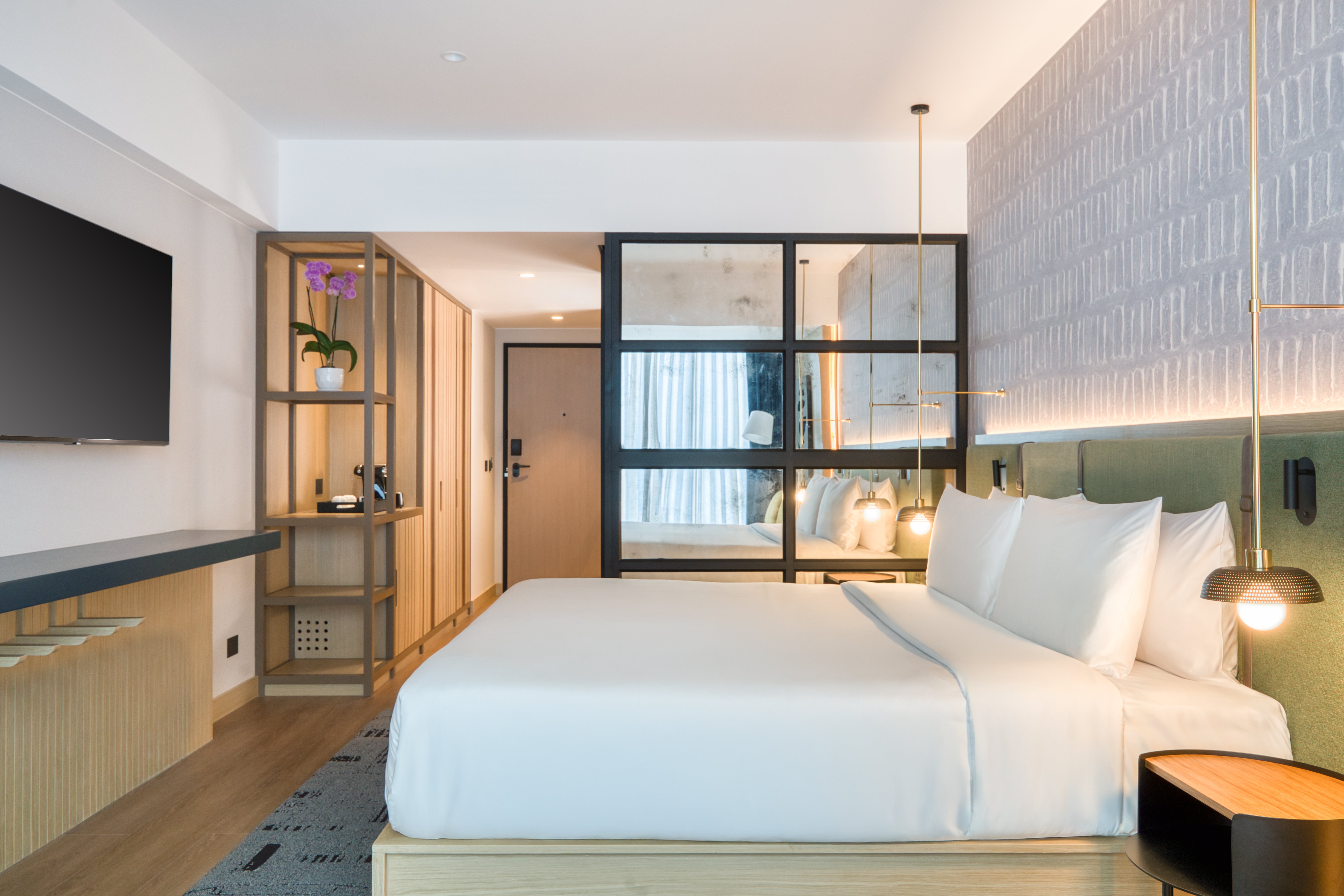 Standard, King Bed, Accessible