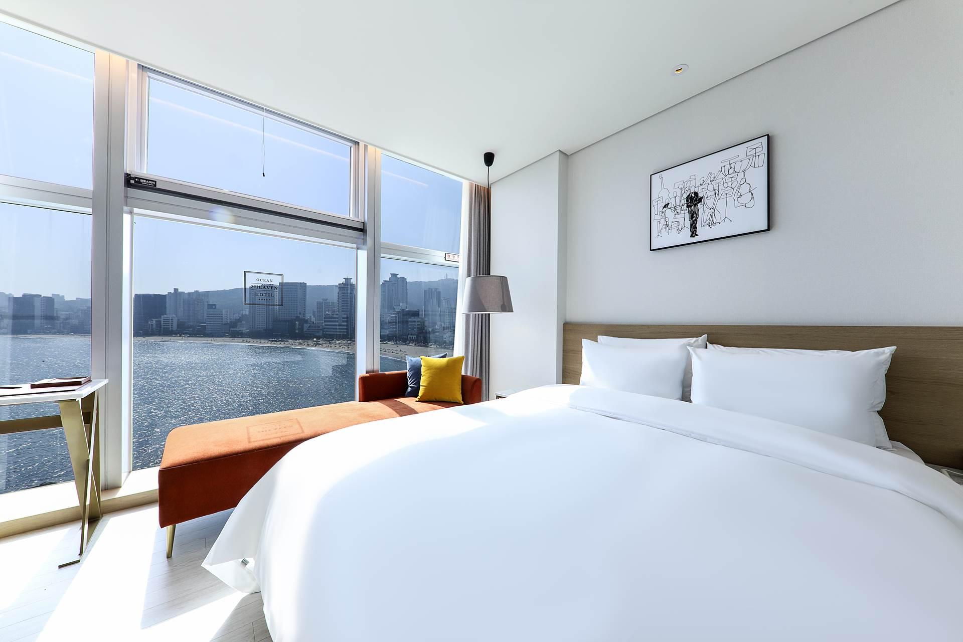 Ocean, Premier, Suite