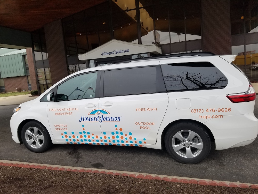 Howard Johnson By Wyndham Evansville East 15/36