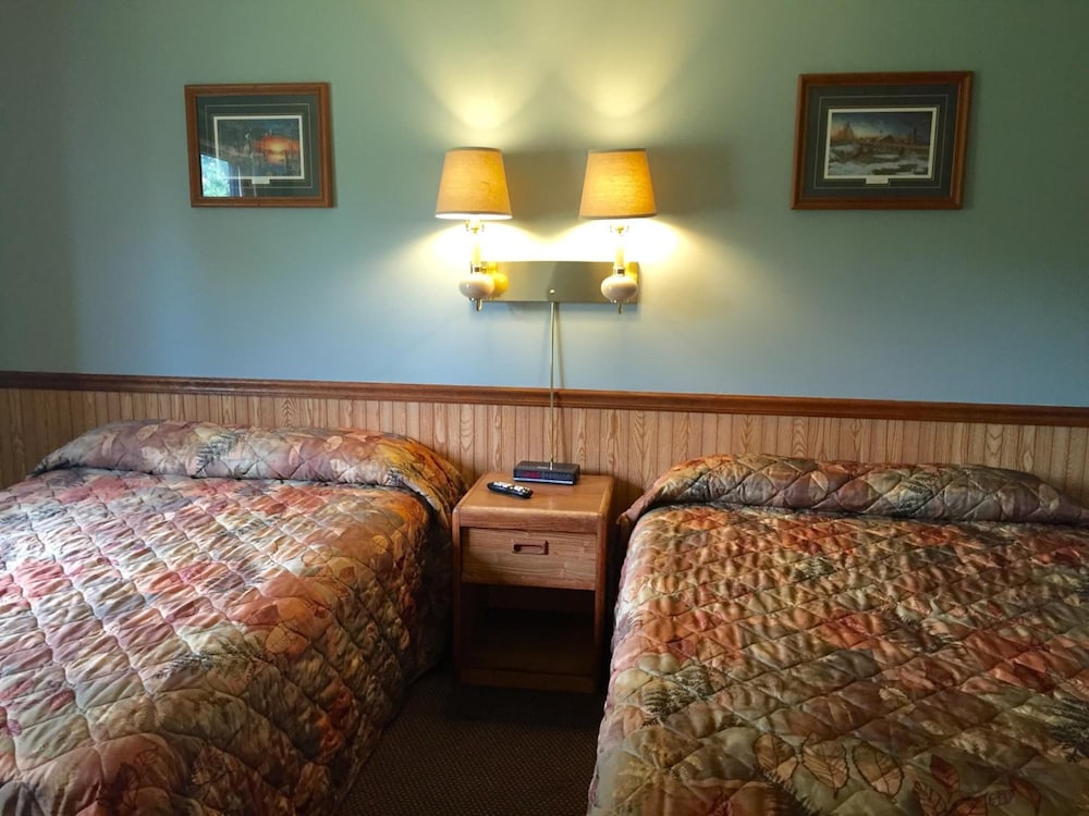 The Travelers Inn 6/21