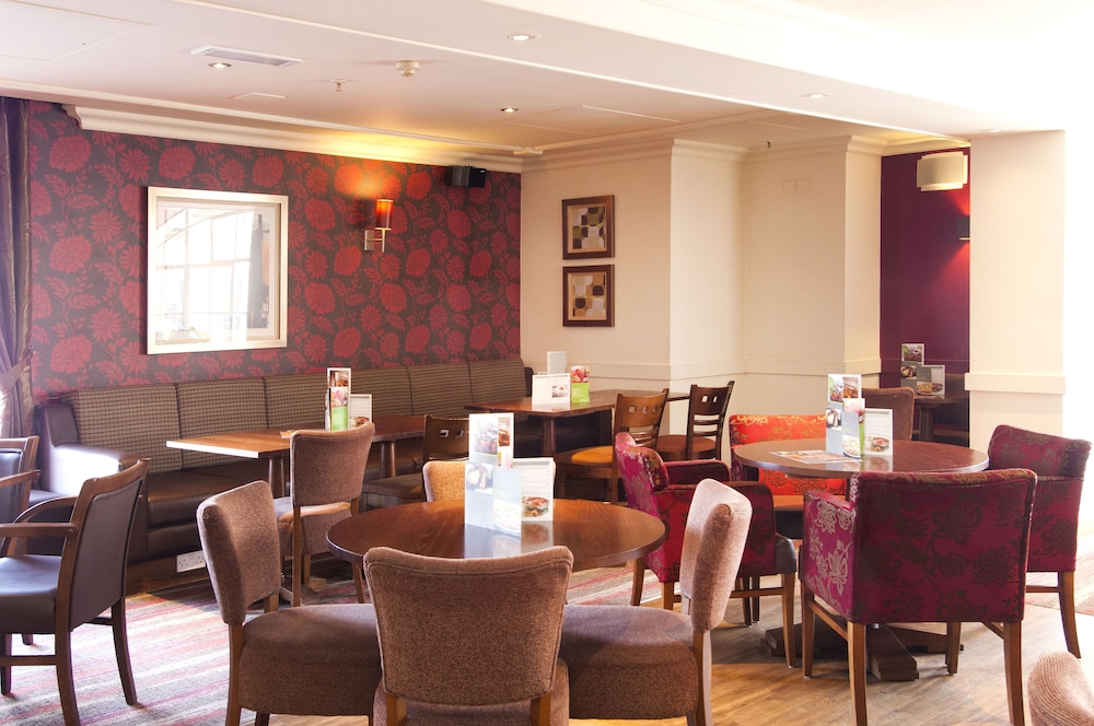 Premier Inn London County Hall 26/49