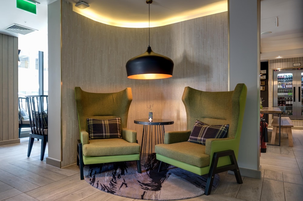 Hub by Premier Inn Edinburgh Royal Mile 30/48