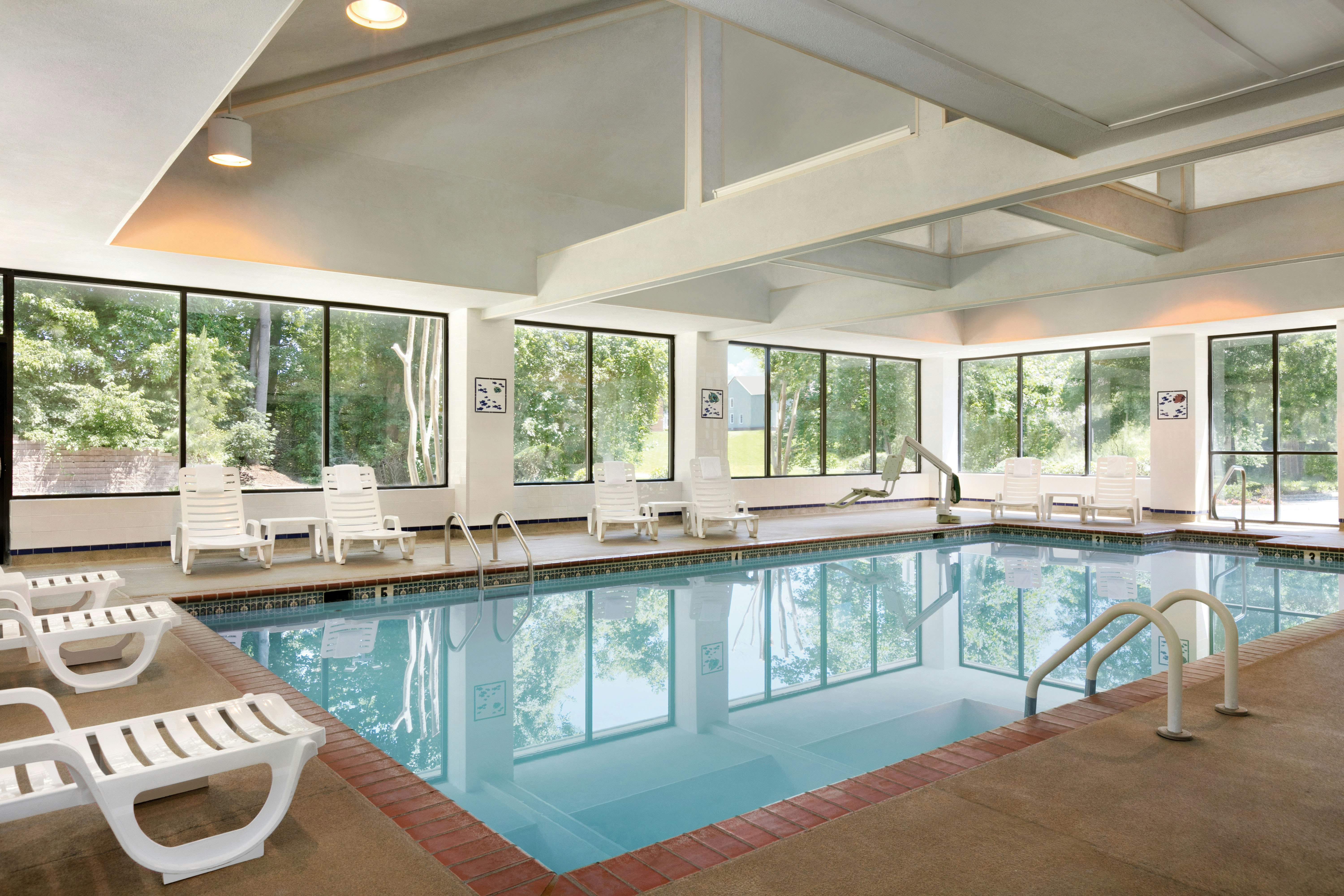 Homewood Suites By Hilton Williamsburg 15/50