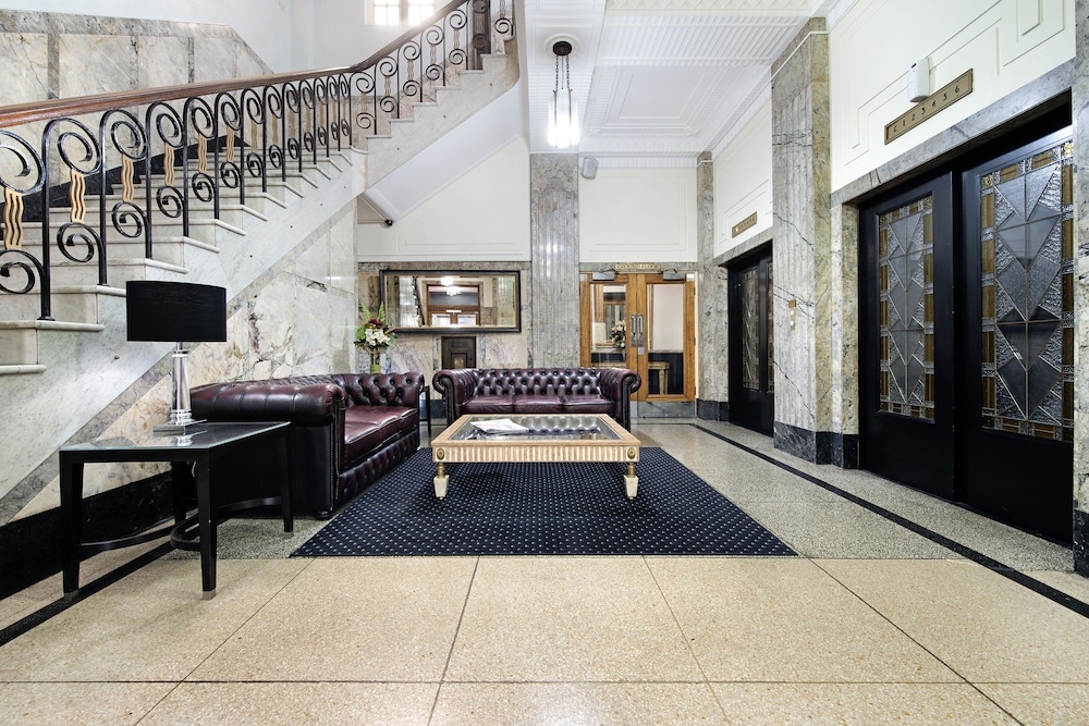 Ultiqa Rothbury Hotel 13/71
