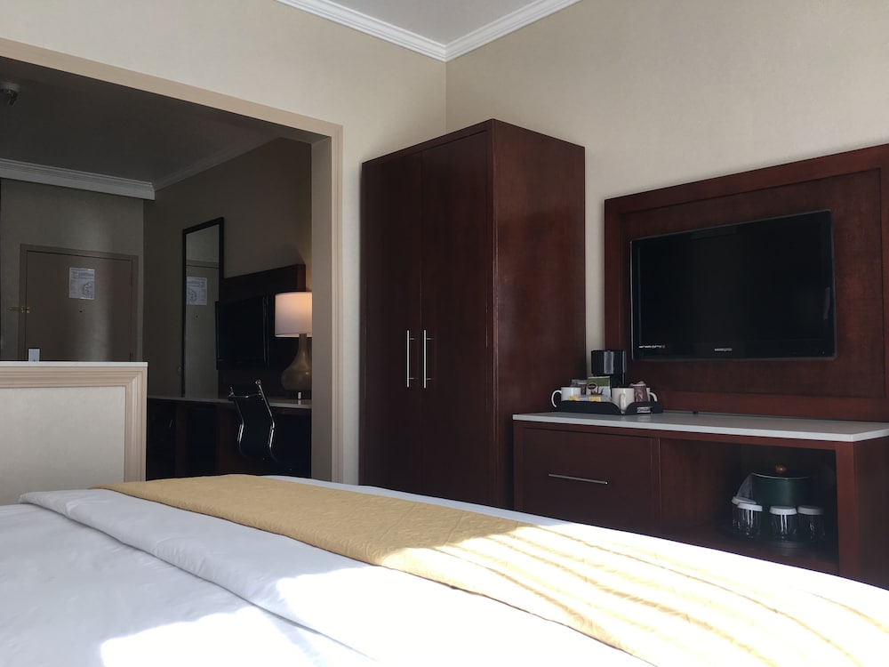 MainStay Suites Orange County John Wayne Airport 21/57