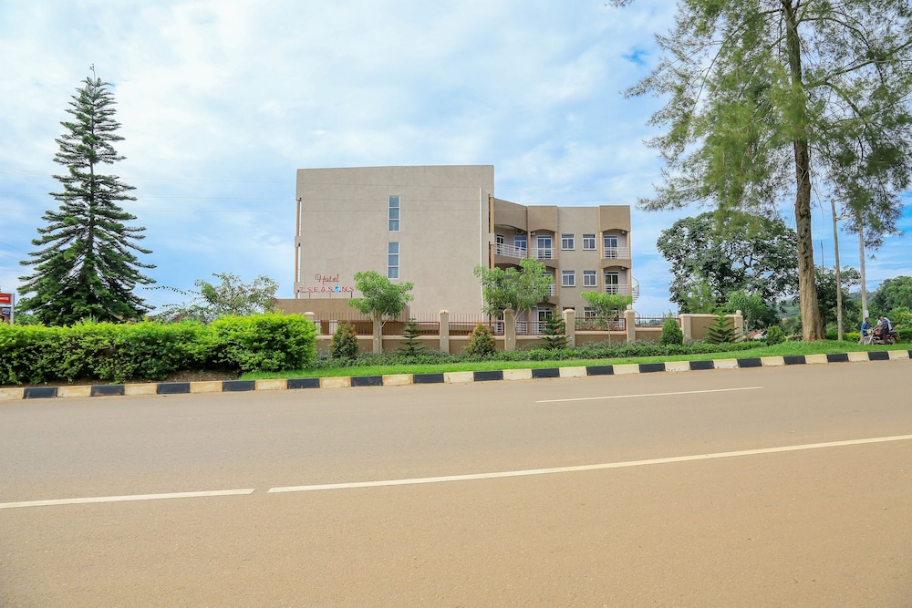 Hotel 7 Seasons Entebbe 41/55