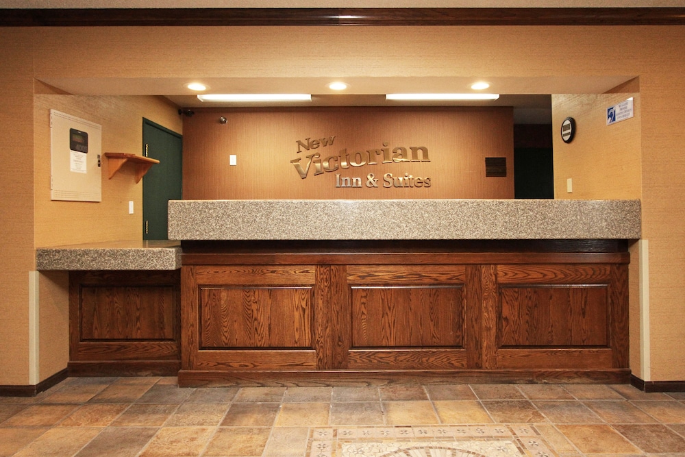 New Victorian Suites 7/66