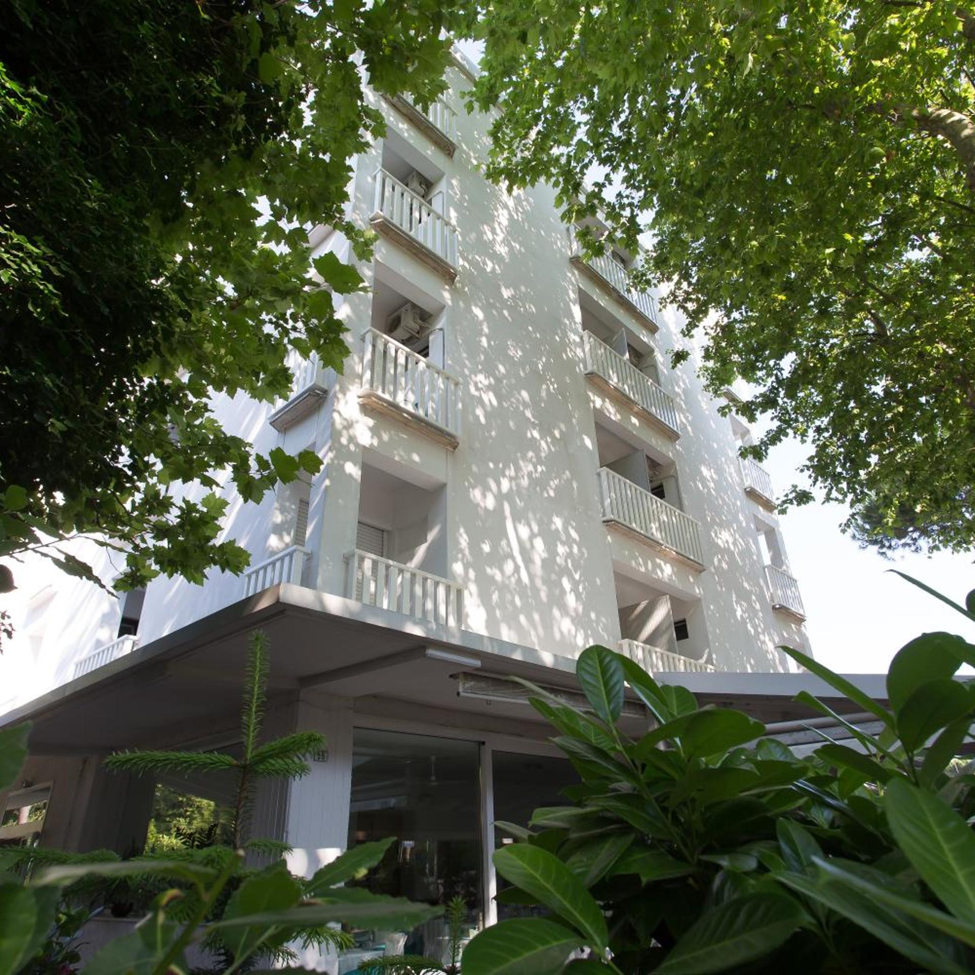 Hotel Gianlore 1/56