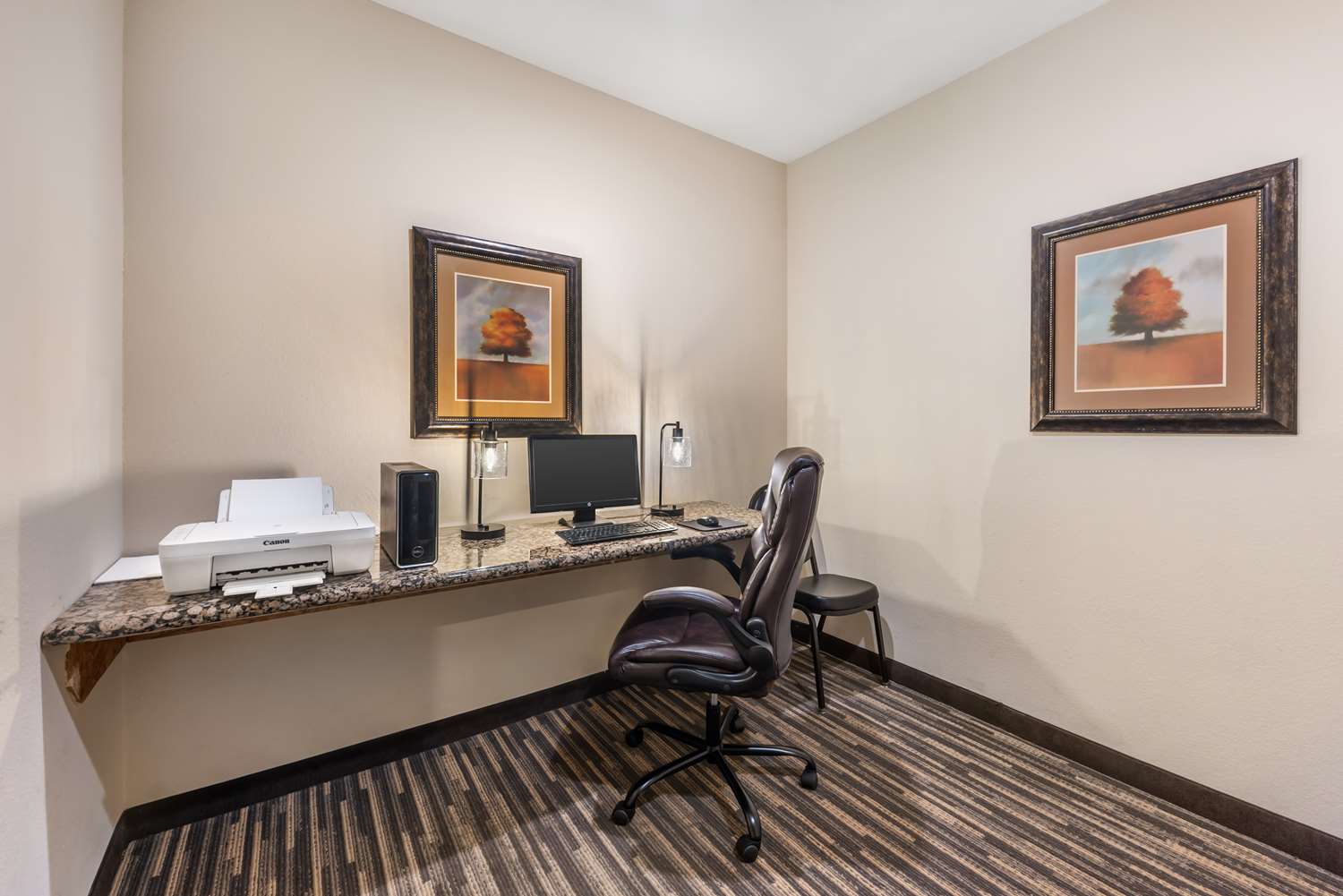 Best Western La Grange Inn & Suites 11/12