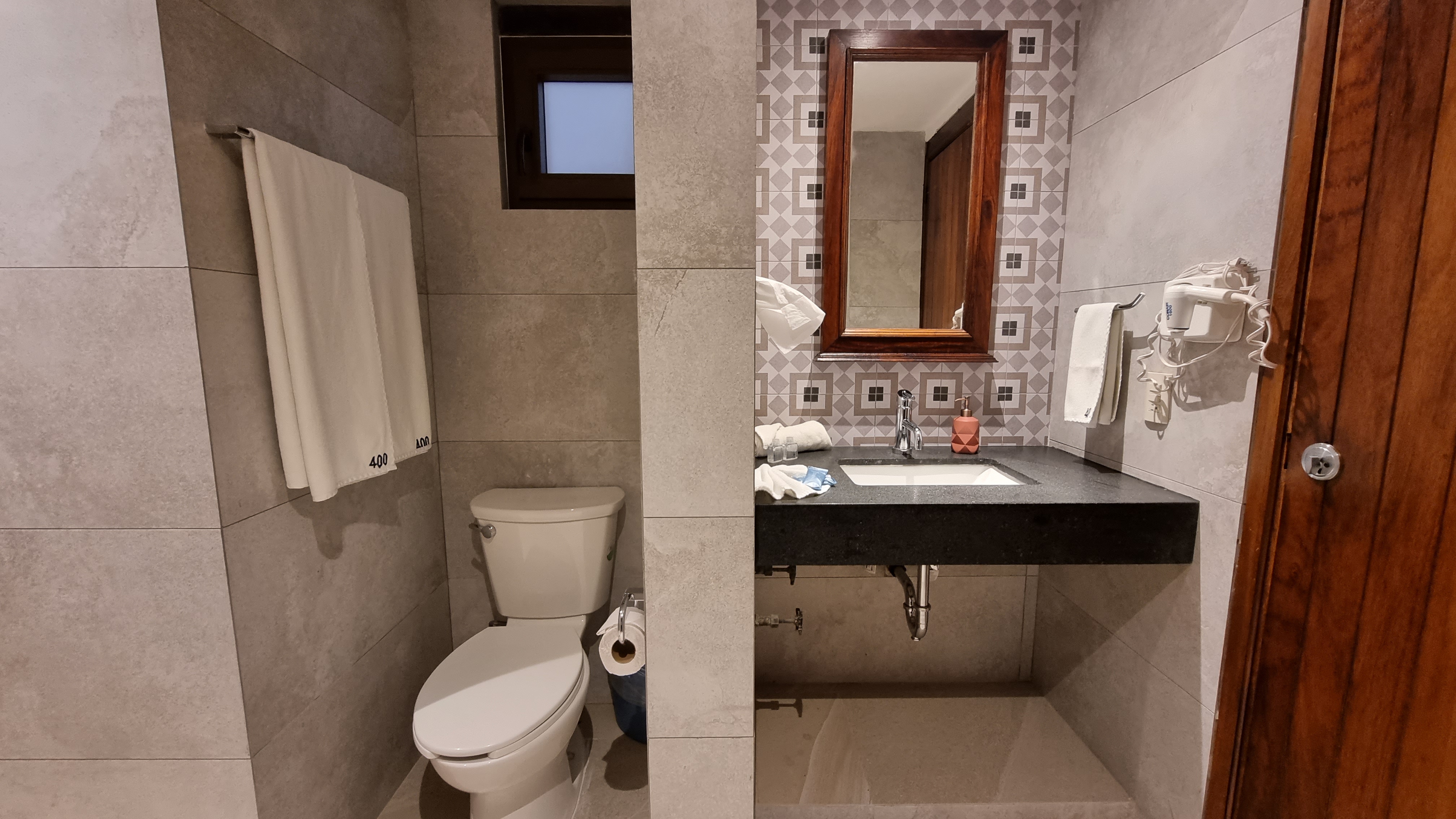 Hotel Marboka & Suites 54/58