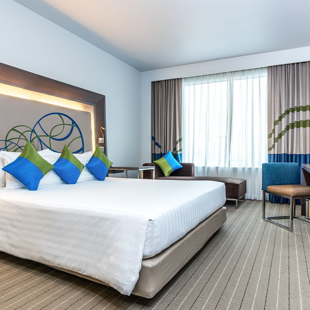 EXECUTIVE, KING BED, CITY VIEW