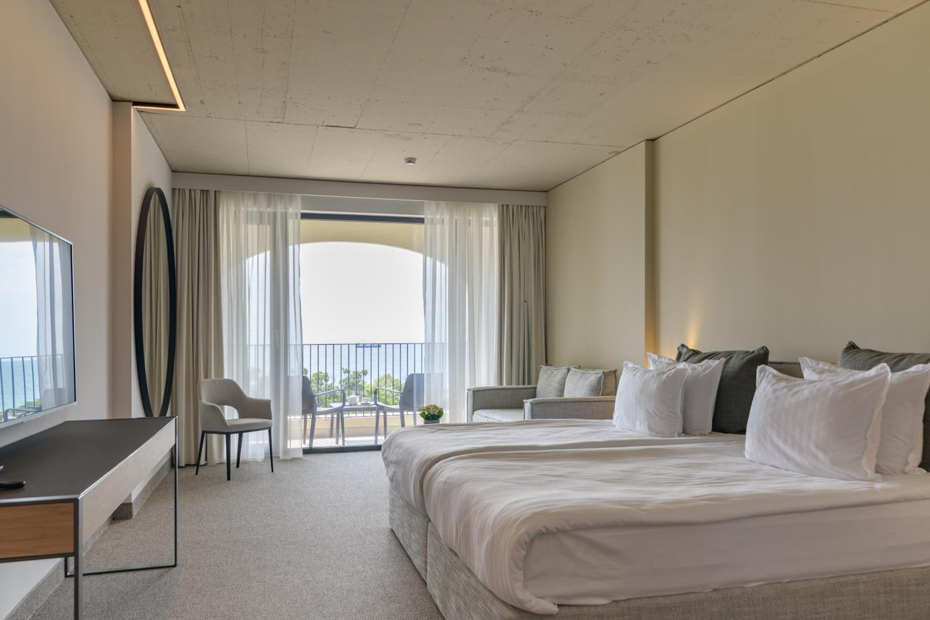 Executive, Single Bed, Sea View