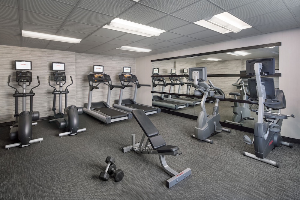 Courtyard by Marriott San Jose Cupertino 24/46
