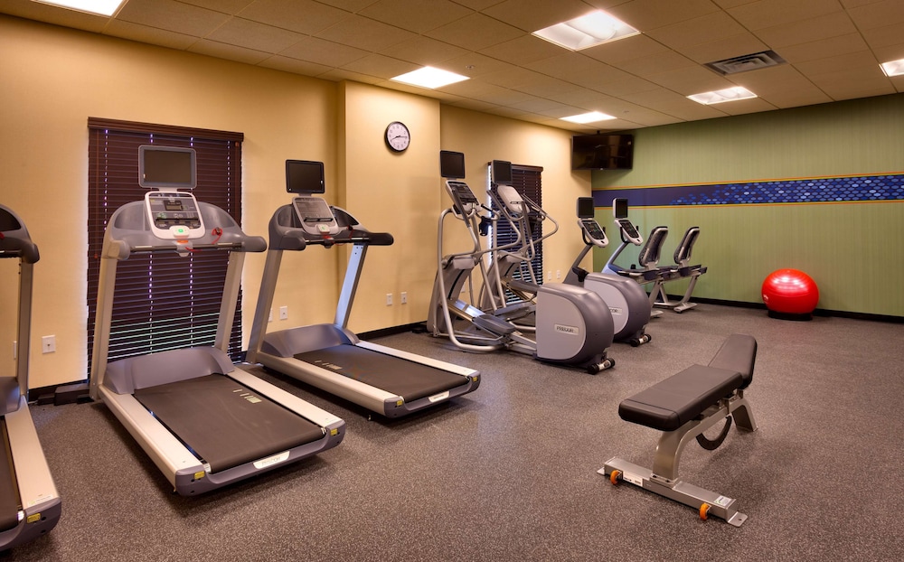 Hampton Inn Omaha/West Dodge Road (Old Mill) 20/50