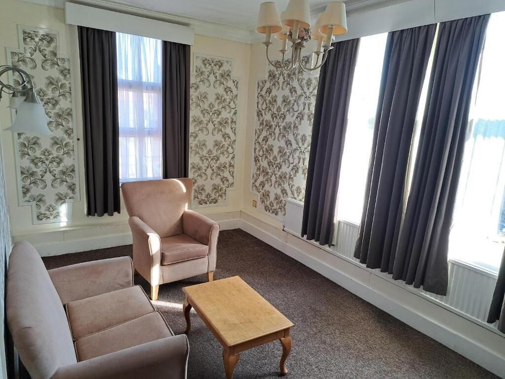 Scarisbrick Hotel Southport 46/63
