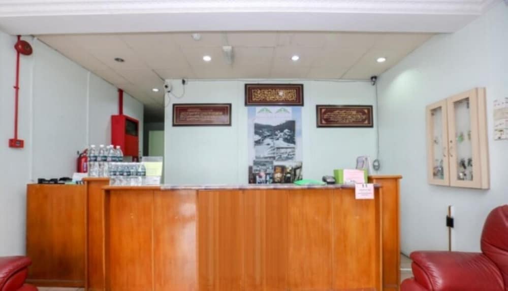 Madani Muslim Hotel 10/34