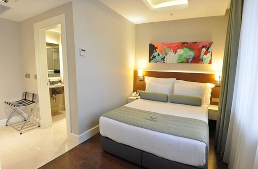 ECONOMY, DOUBLE BED