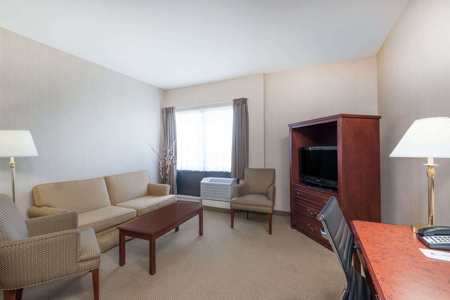 Ramada By Wyndham St. John's 18/27