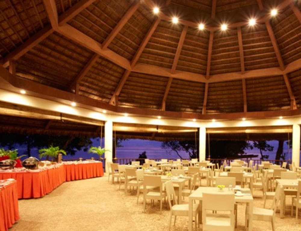 Bluewater Sumilon Island Resort 32/50