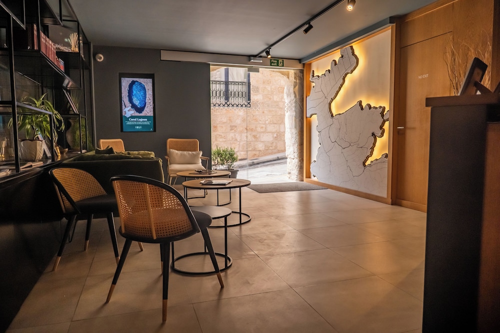 DOMS BOUTIQUE LIVING 31/48