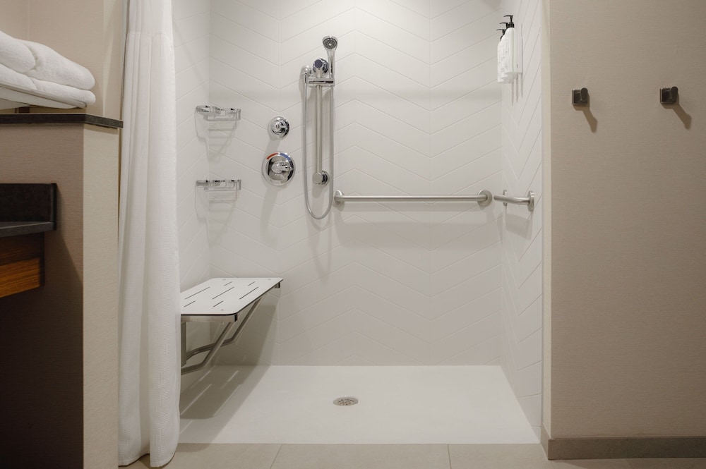Fairfield Inn & Suites by Marriott Knoxville Northwest 30/30