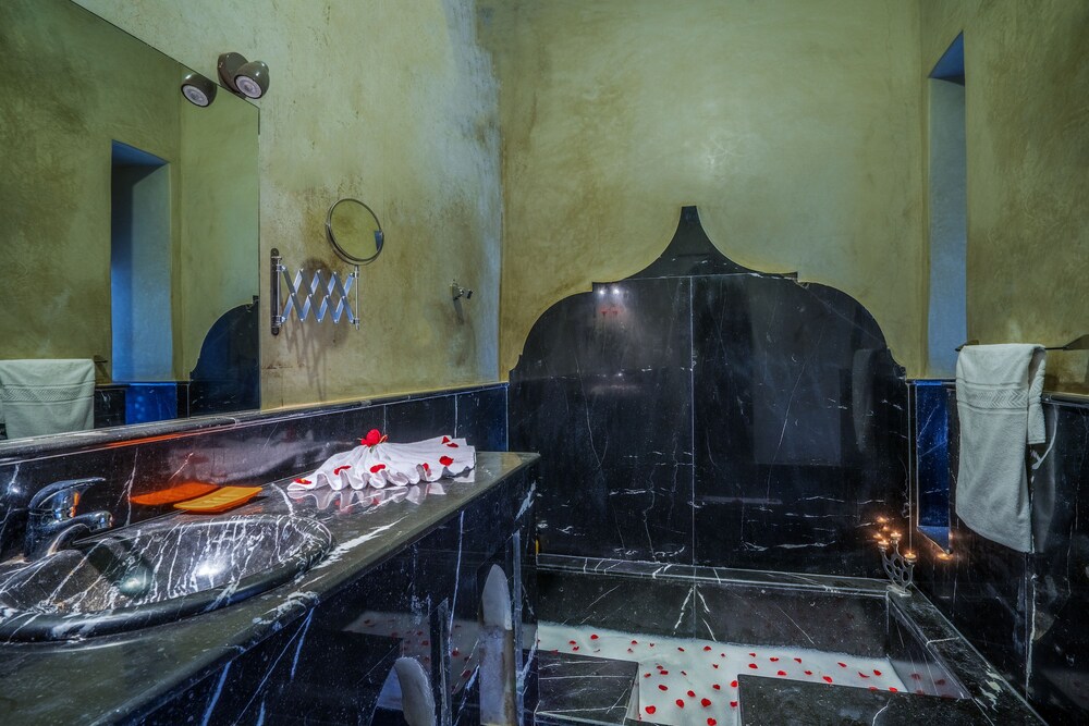 Riad Safran Et Cannelle & Spa 33/35