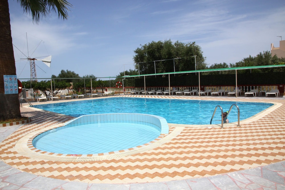 Triton Garden Hotel 26/49