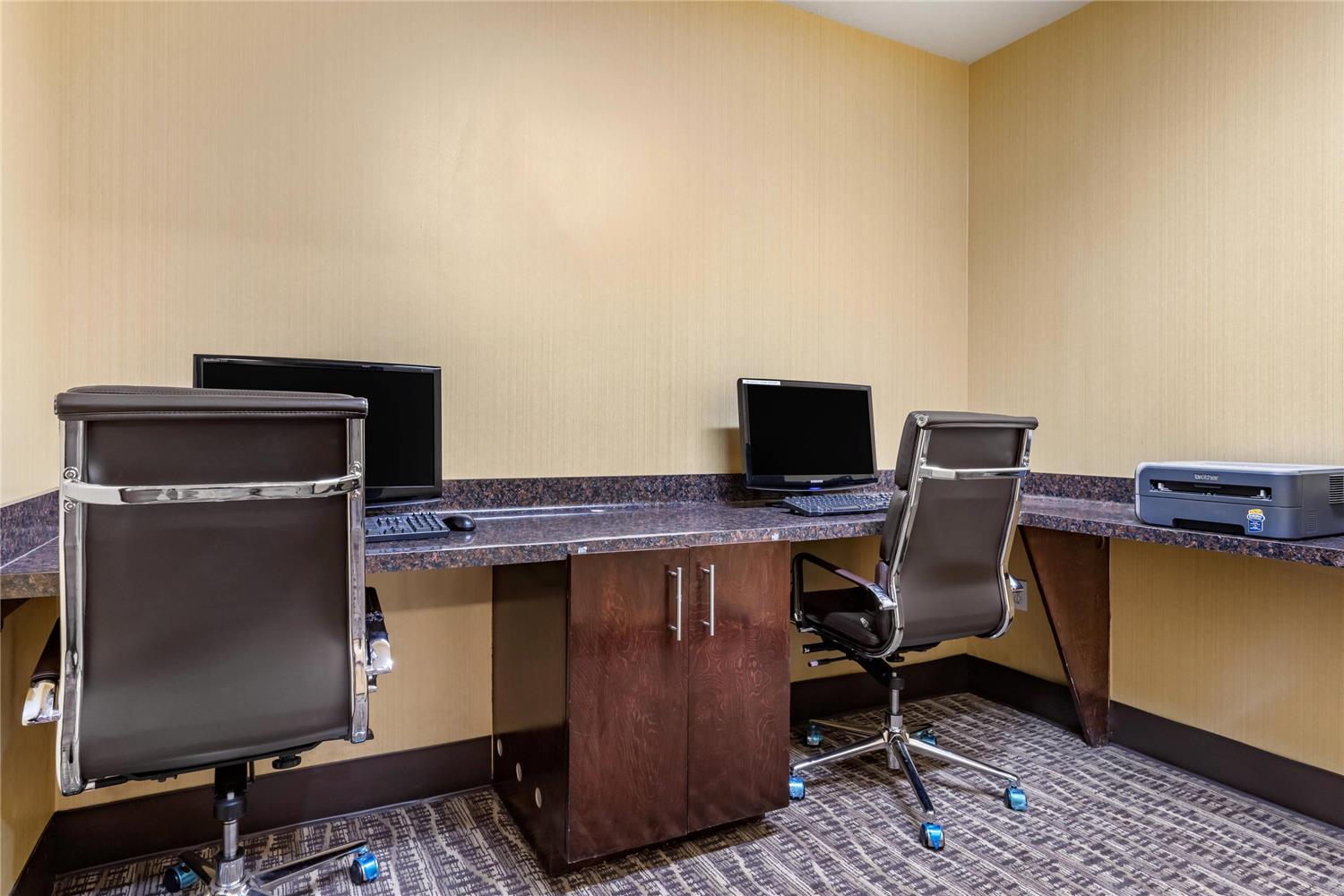 Comfort Inn & Suites Navasota 25/28