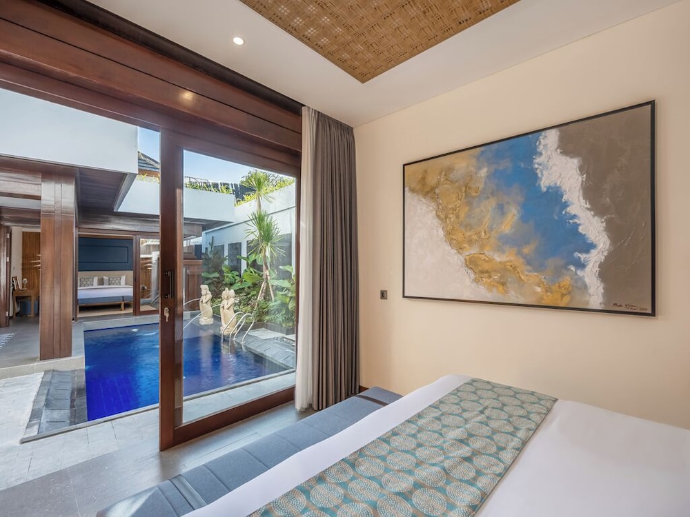 THE SAND Suites & Villas 13/50