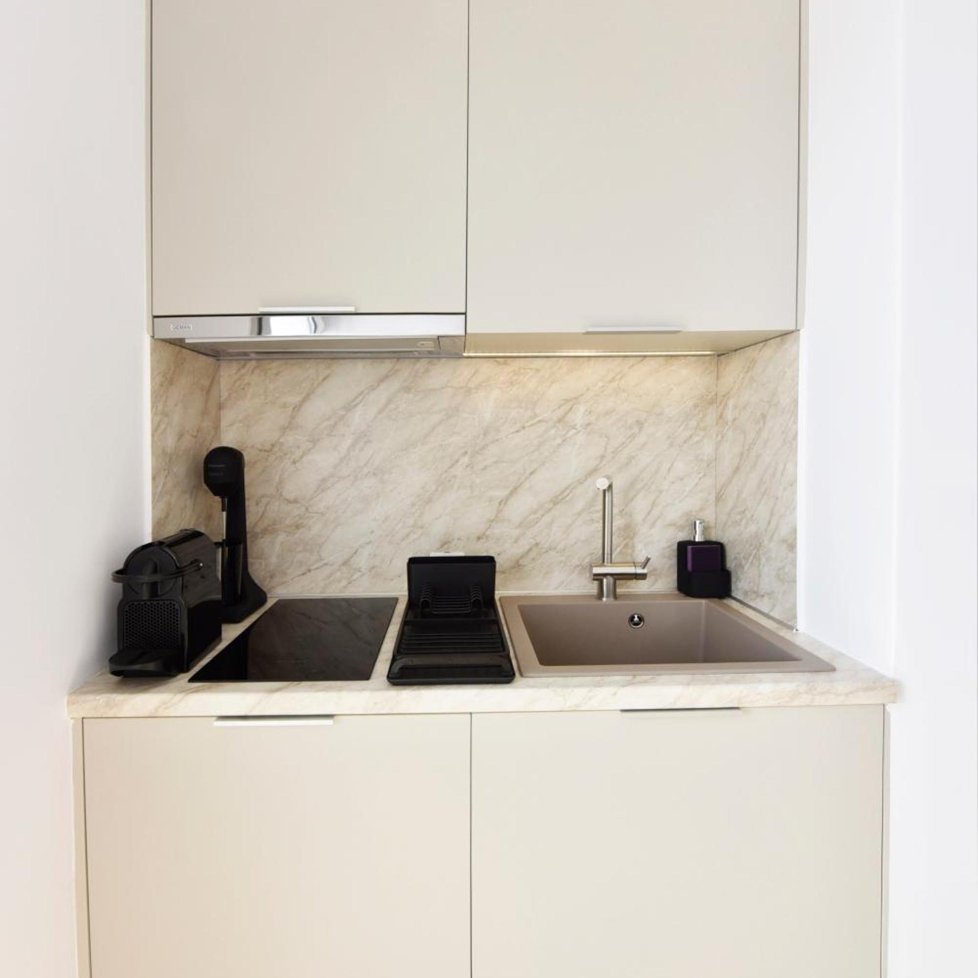 Anais Milos Suites 6/60