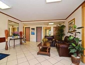 Fairbridge Inn Express Decatur IL 22/34