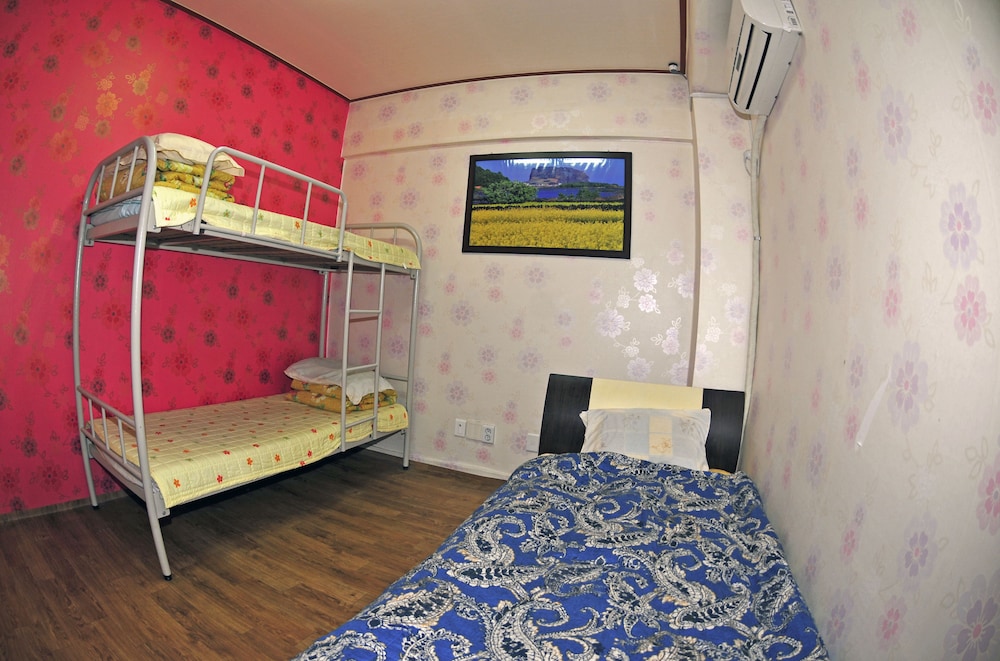 Hwaseong Guest House - Hostel 32/66