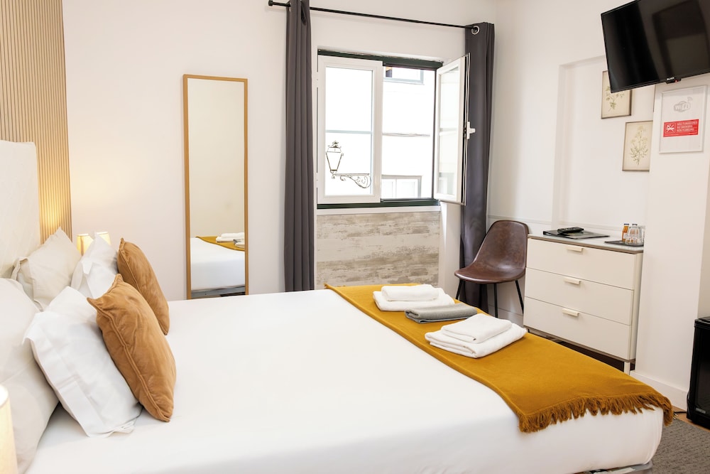 Inn Bairro Alto Bed & Breakfast 14/75