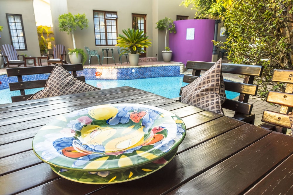 Kingfisher Guesthouse 35/50